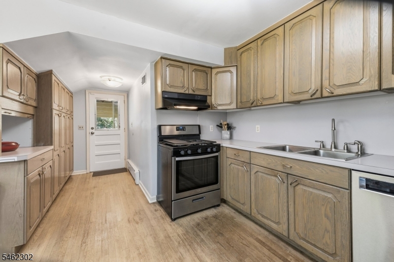 172 New Providence Road Mountainside, NJ 07092 - Photo 14 of 46 Gallery Image 14