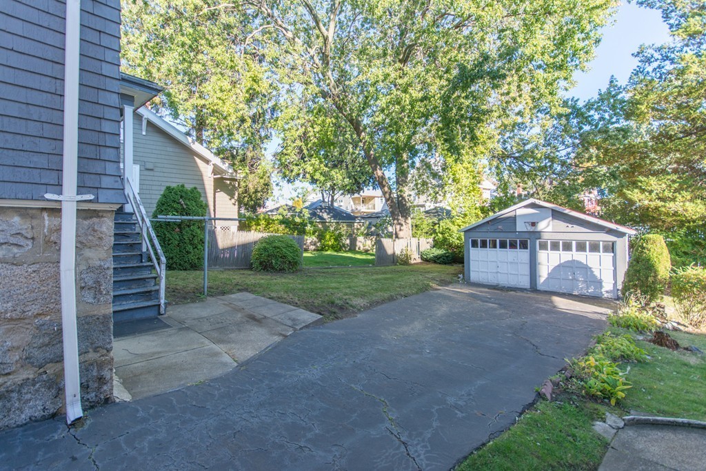 2 Maple Road Winthrop, MA 02152 - Photo 9 of 20 Gallery Image 9