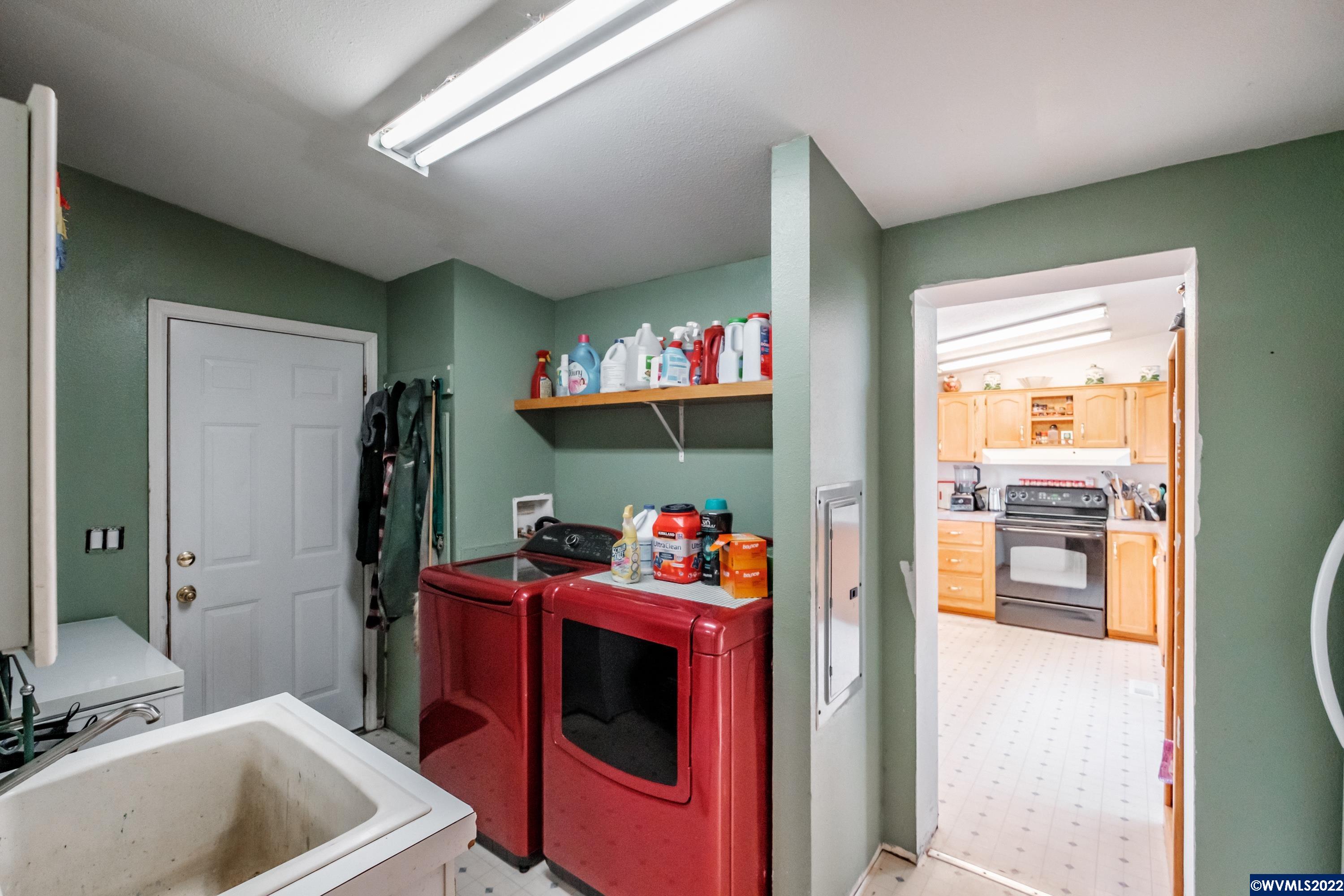 29976 Fairview Road Lebanon, OR 97355 - Photo 21 of 42 Gallery Image 21