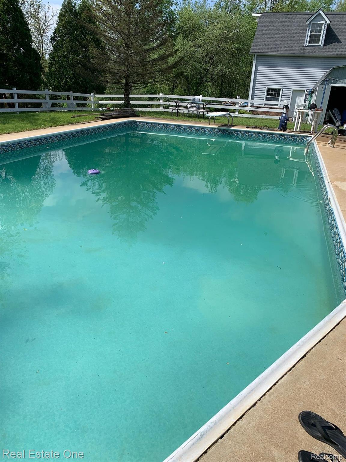 11260 Hartland Road Fenton, MI 48430 - Photo 65 of 73 2022 late May pool pic, close up