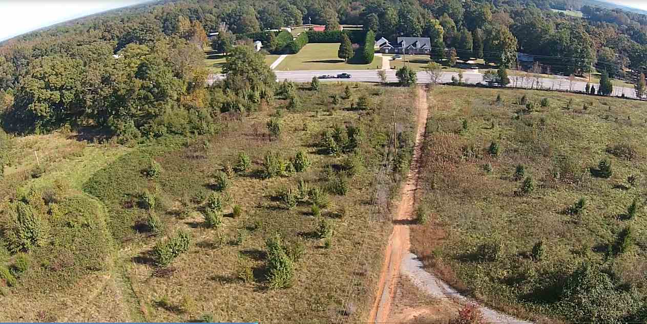 9550 Augusta Road Pelzer, SC 29669 - Photo 5 of 12 Gallery Image 5