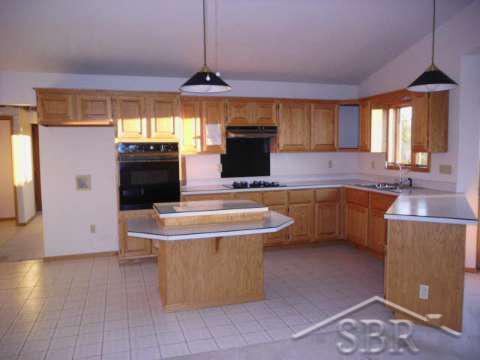 1740 Colwood Road Caro, MI 48723 - Photo 6 of 16 20384839-5.JPG