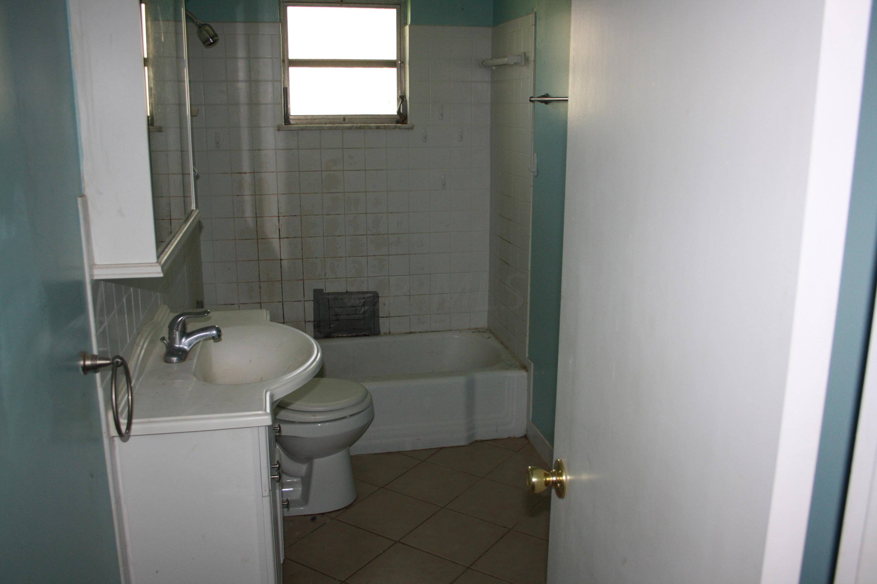 1058 Fordham Road Columbus, OH 43224 - Photo 16 of 58 Gallery Image 16