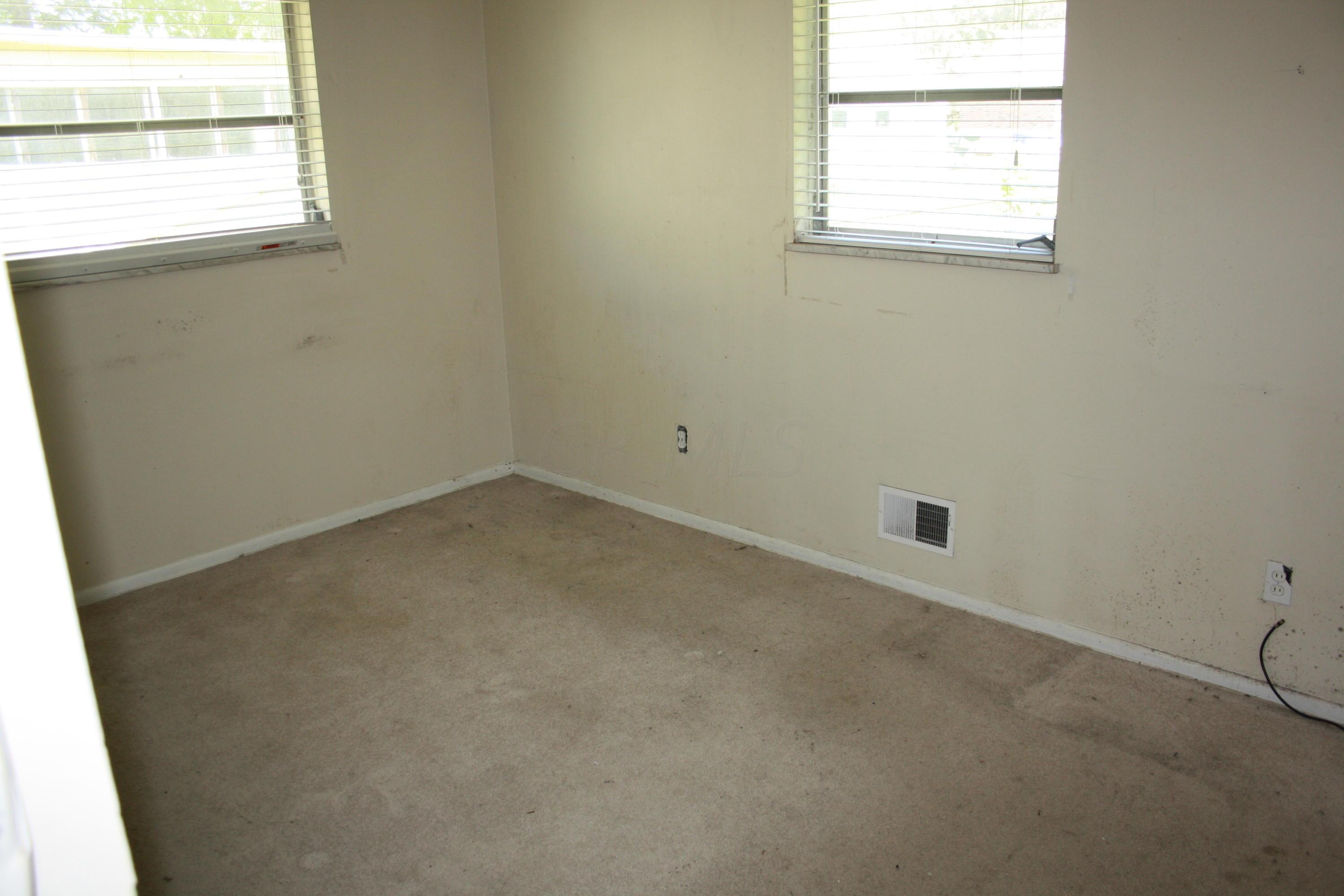 1058 Fordham Road Columbus, OH 43224 - Photo 18 of 58 Gallery Image 18