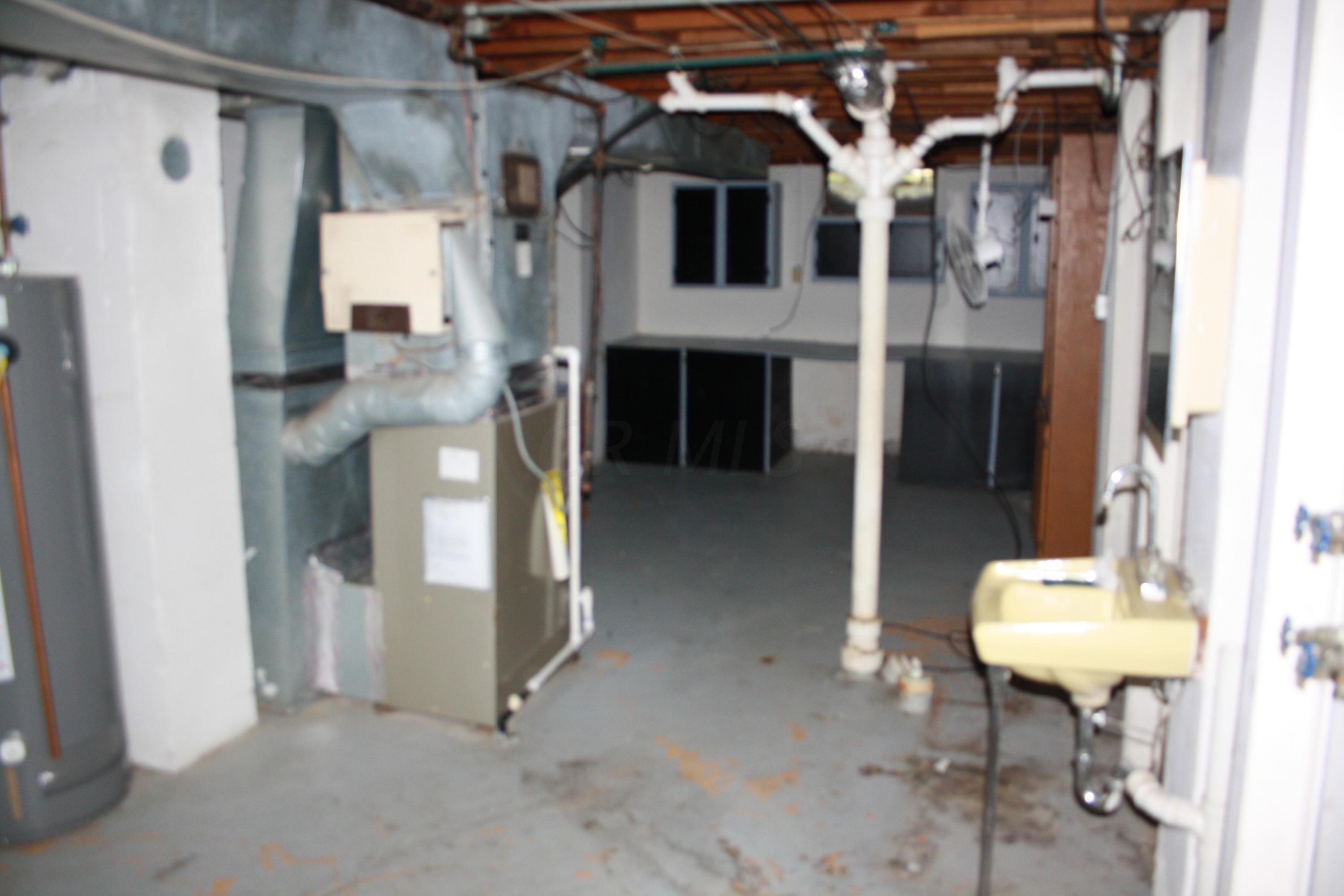 1058 Fordham Road Columbus, OH 43224 - Photo 33 of 58 Gallery Image 33