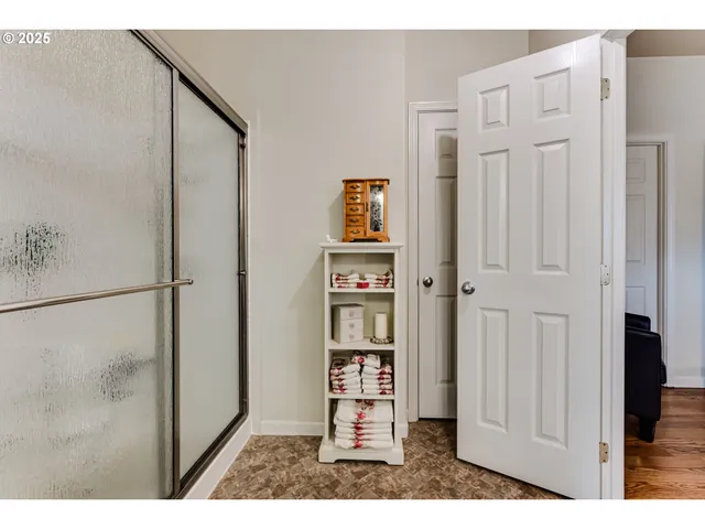 $165,000 | 2350 North Terry Street, Unit 88, Eugene, OR 97402