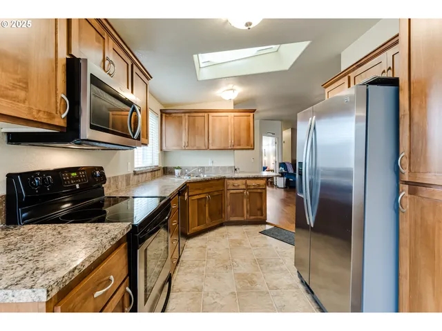 $165,000 | 2350 North Terry Street, Unit 88, Eugene, OR 97402