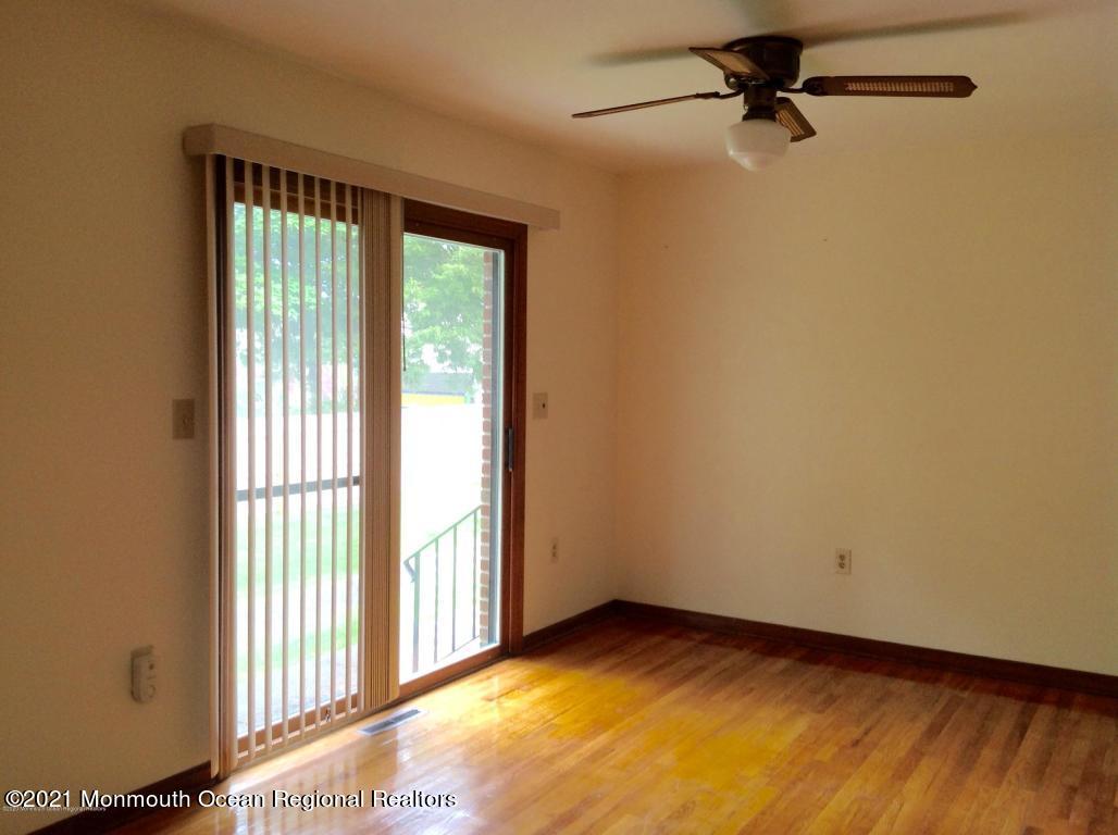 917 Ocean Road, Unit 2 Point Pleasant, NJ 08742 - Photo 20 of 23 917 Rt 88 Living Room w:Slider