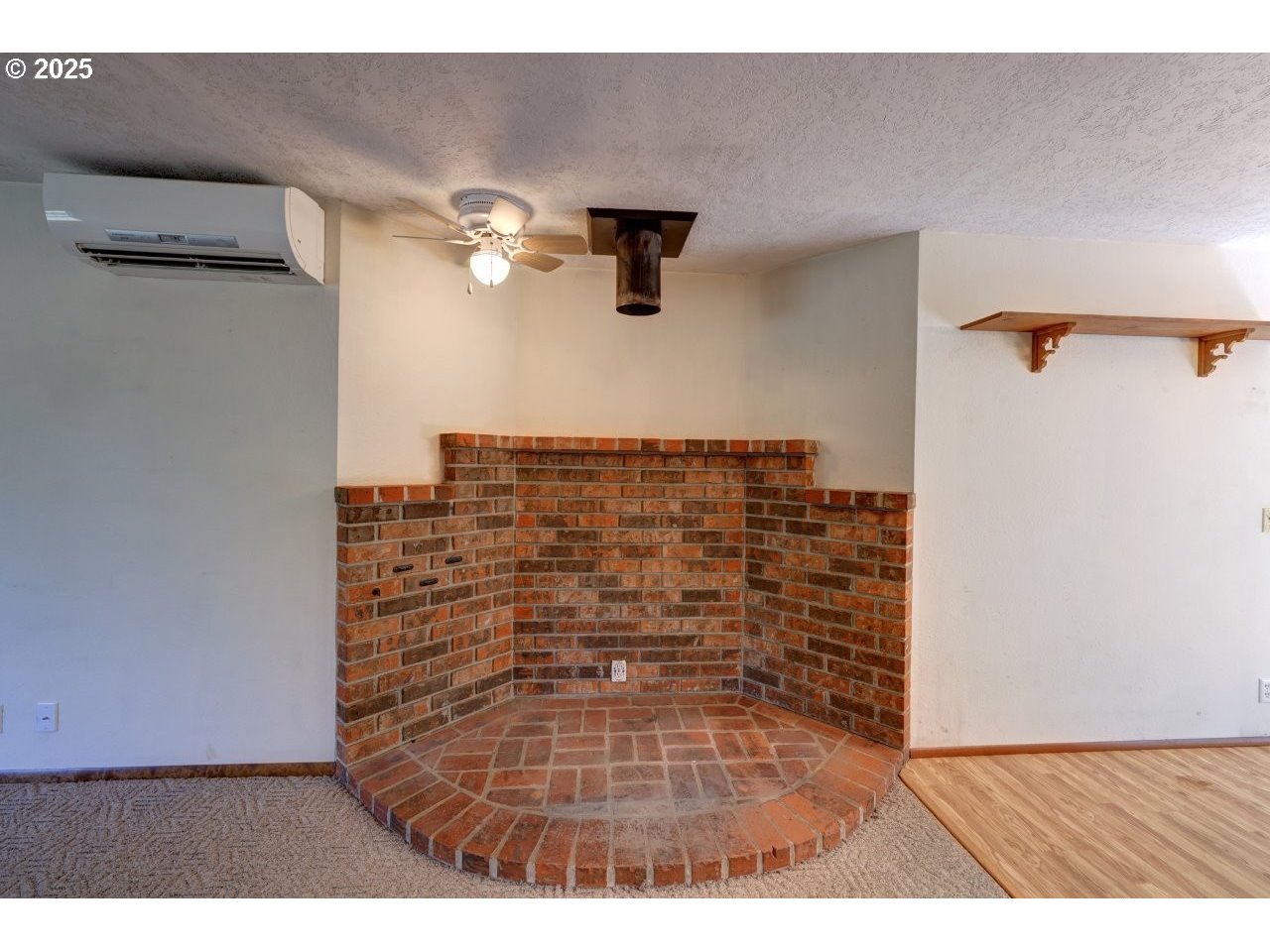 92655 Camelia Road Astoria, OR 97103 - Photo 9 of 34 Gallery Image 9