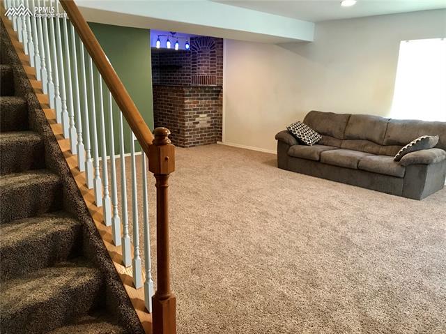 7472 Farmcrest Road Colorado Springs, CO 80925 - Photo 24 of 33