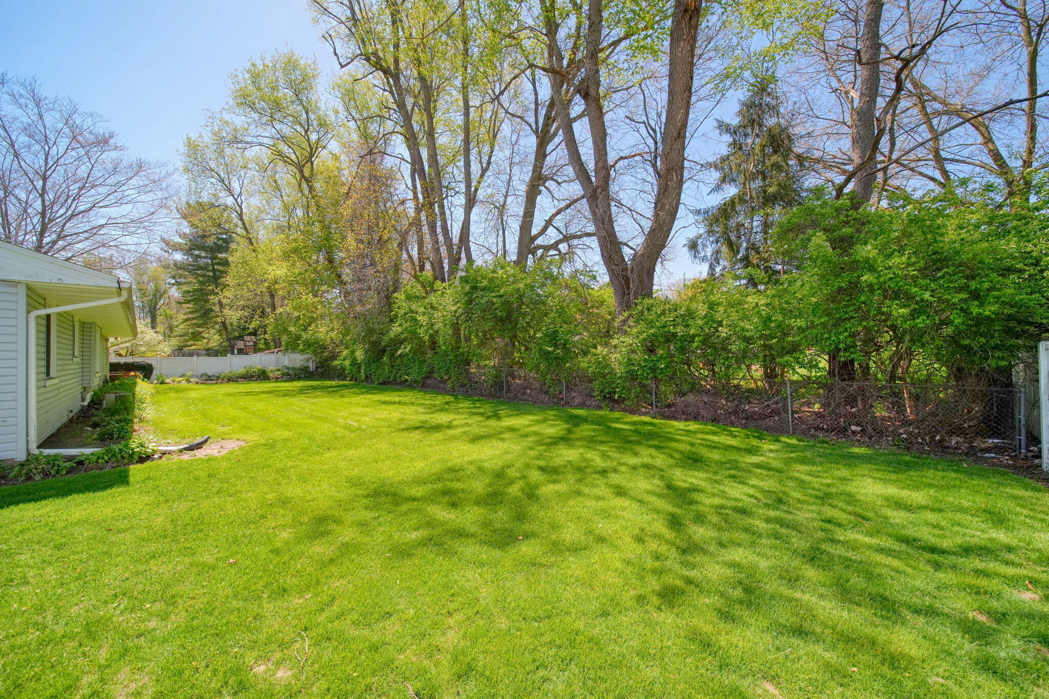 3130 Daggitt Drive Spring Arbor, MI 49283 - Photo 34 of 43 37-web-or-mls-DSC03897_HDR 2