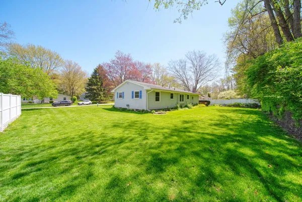 $229,900 | 3130 Daggitt Drive, Spring Arbor, MI 49283