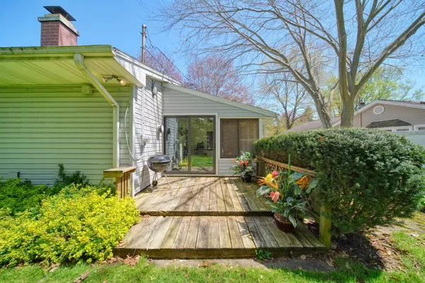 $229,900 | 3130 Daggitt Drive, Spring Arbor, MI 49283