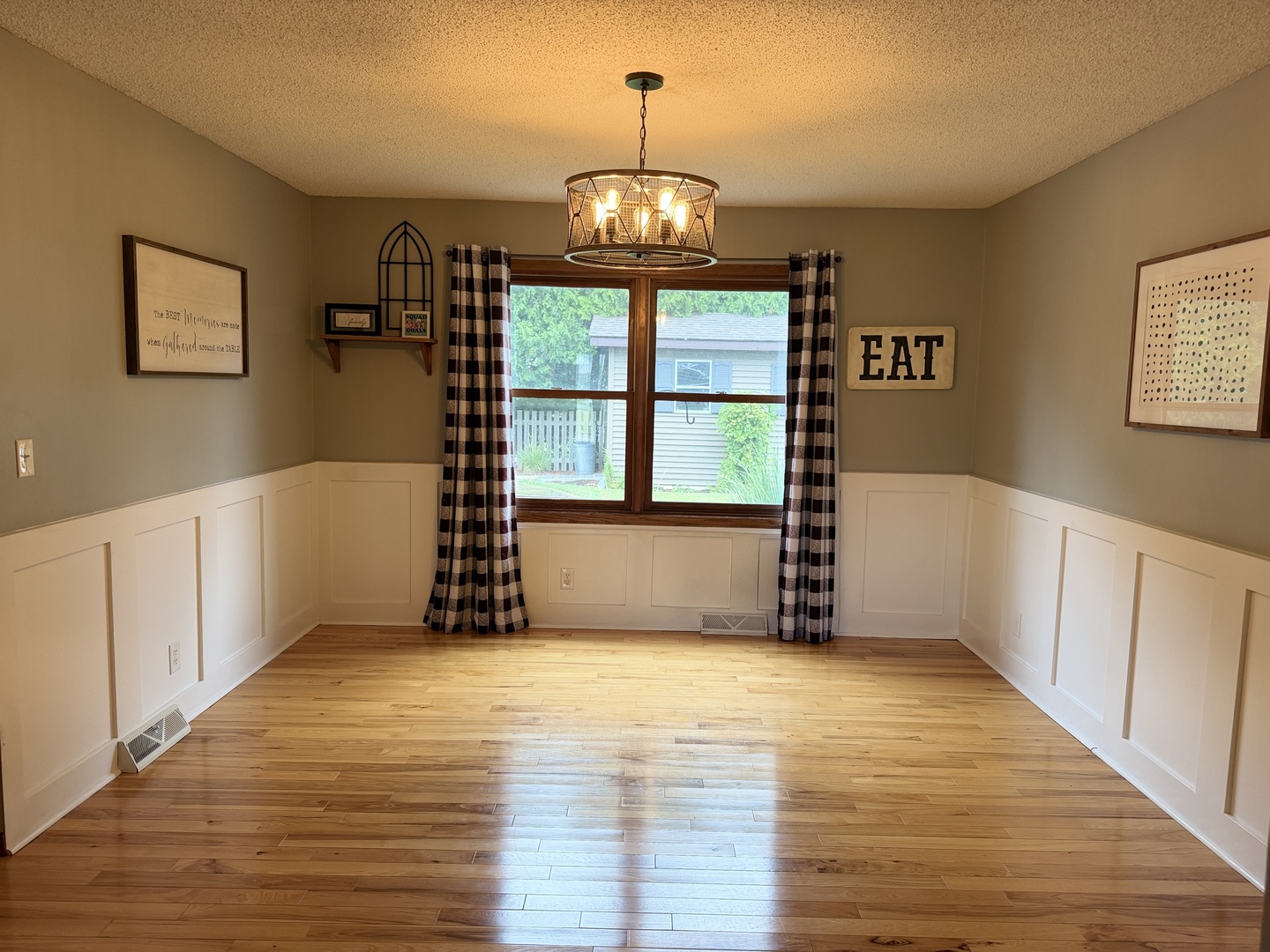 1216 North 14th Street Rochelle, IL 61068 - Photo 9 of 25 Gallery Image 9