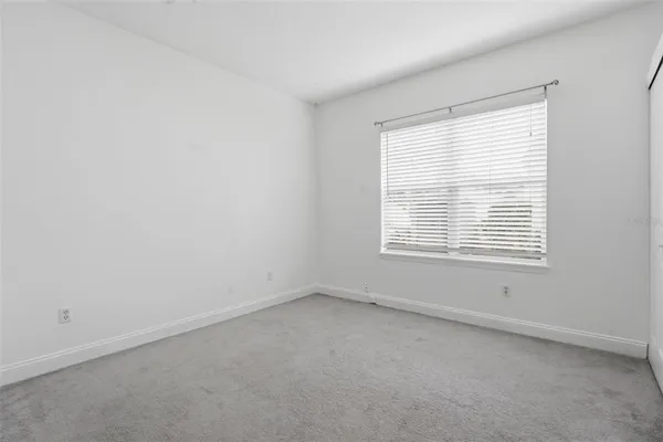 $3,000 | 1406 East Ridgewood Street, Orlando, FL 32803