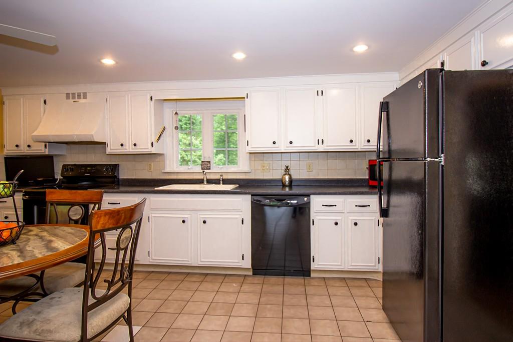 6 Codding Road Attleboro, MA 02703 - Photo 3 of 30 Gallery Image 3