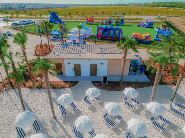 $2,350 | 1786 North Peach Creek Drive, Unit A, Dayton, TX 77535