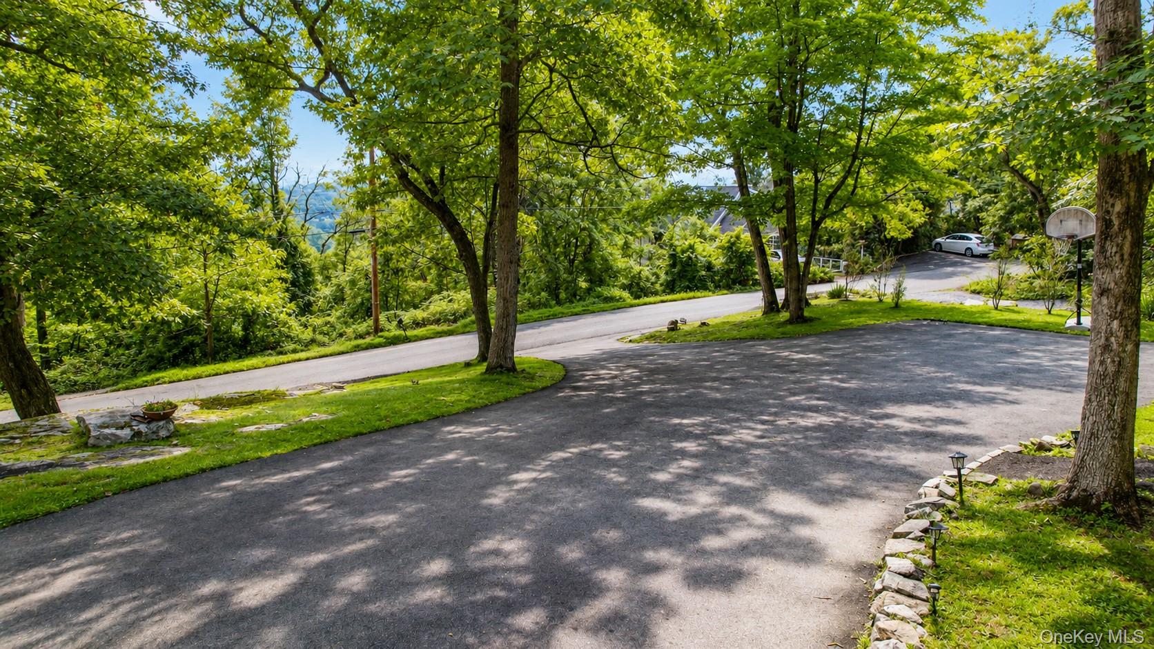31 Pleasant Road Lake Peekskill, NY 10537 - Photo 35 of 41 Driveway parking for 10 plus cars!