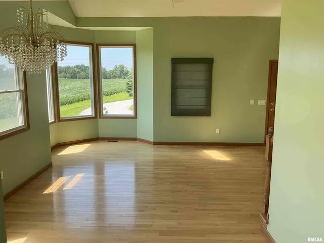 $2,400,000 | 1808 106th Avenue West, Milan, IL 61264