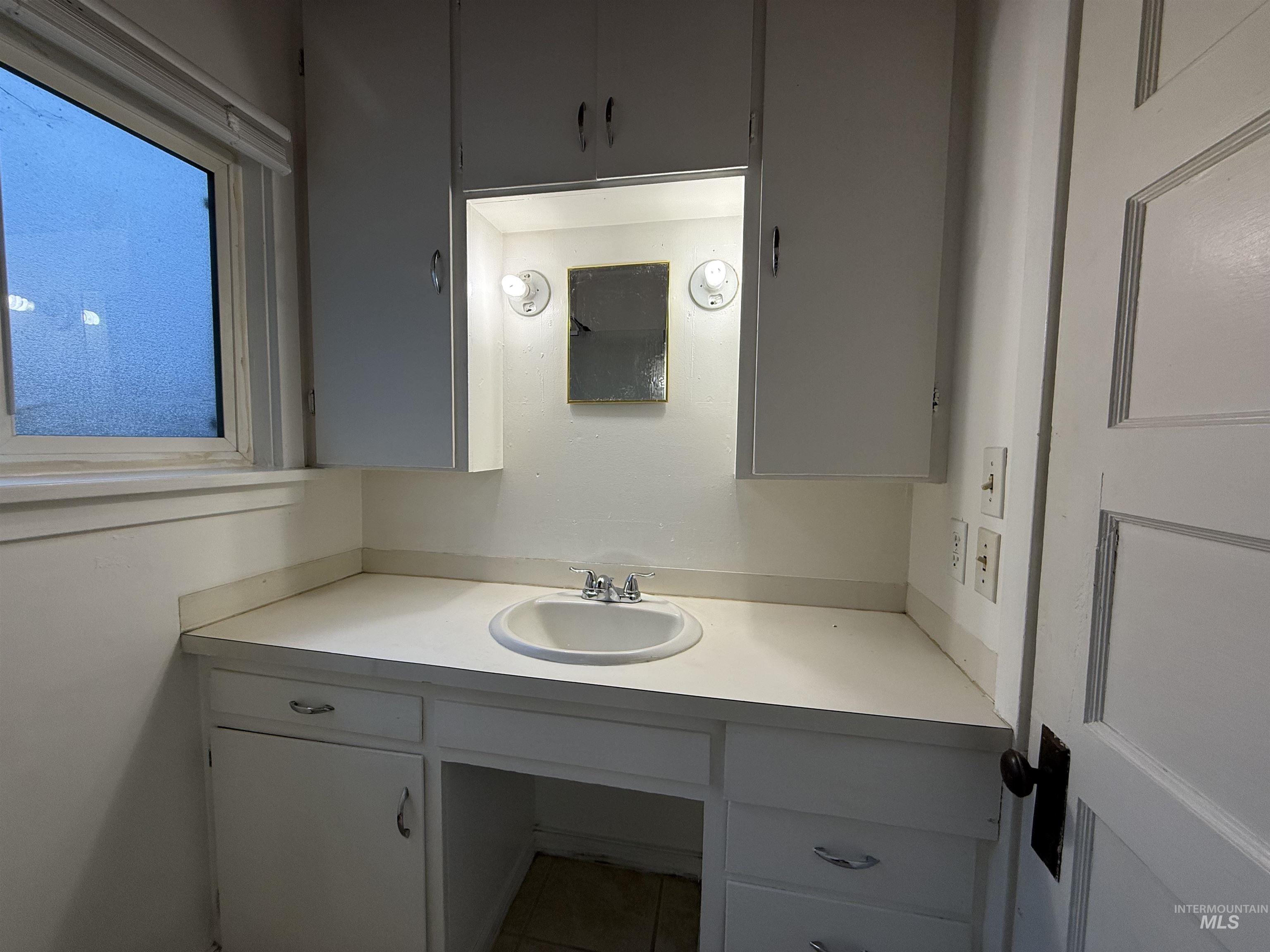 620 Riverside Avenue Orofino, ID 83544 - Photo 6 of 12 Half bath featuring vanity