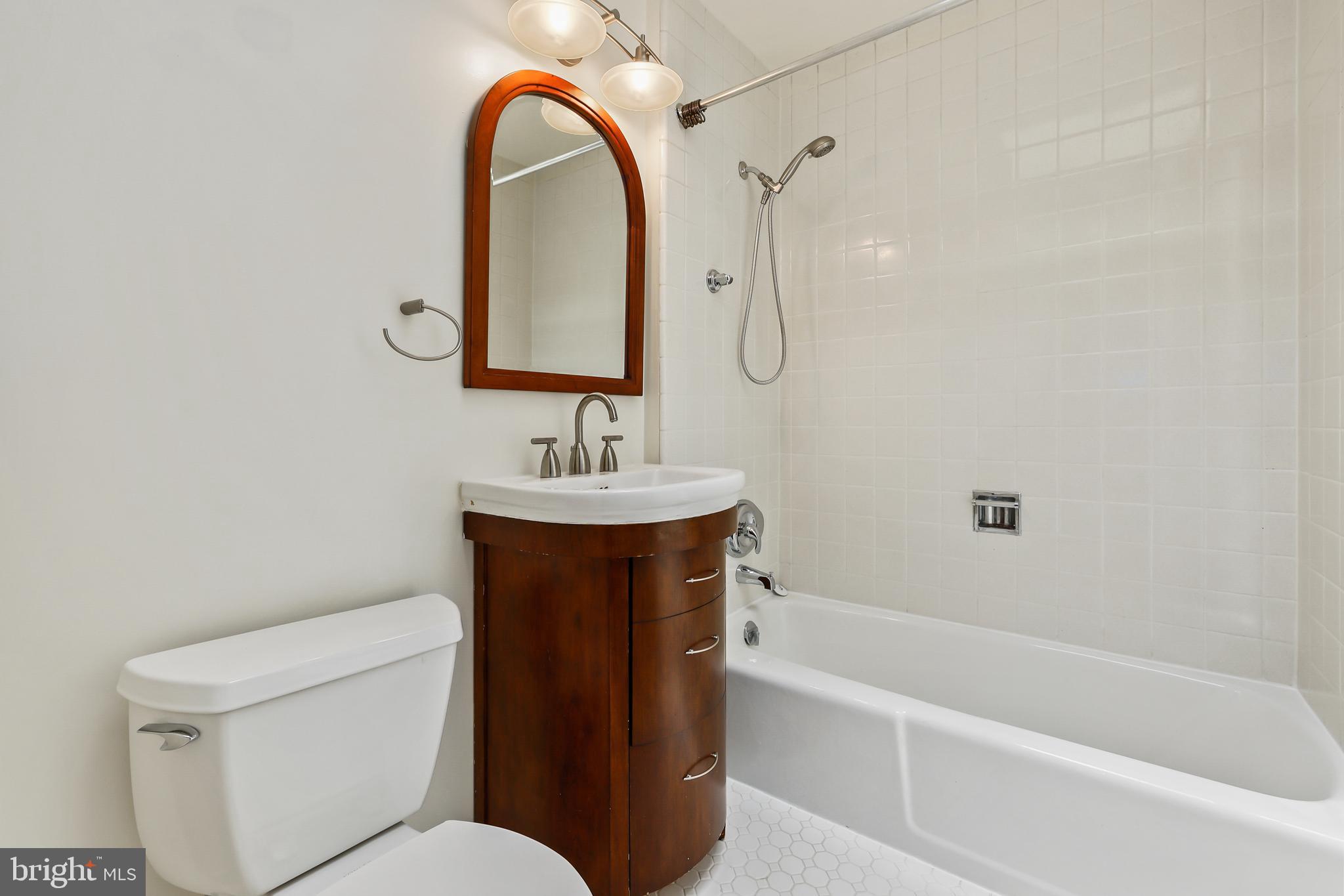 1672 Chimney House Road Reston, VA 20190 - Photo 19 of 62 Gallery Image 19
