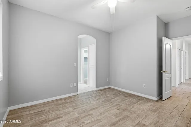 an empty room with a empty space