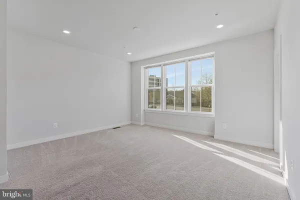 $625,000 | 13270 Woodland Park Road, Unit 3J, Herndon, VA 20171