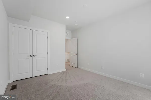 $625,000 | 13270 Woodland Park Road, Unit 3J, Herndon, VA 20171