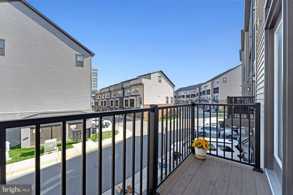 $625,000 | 13270 Woodland Park Road, Unit 3J, Herndon, VA 20171