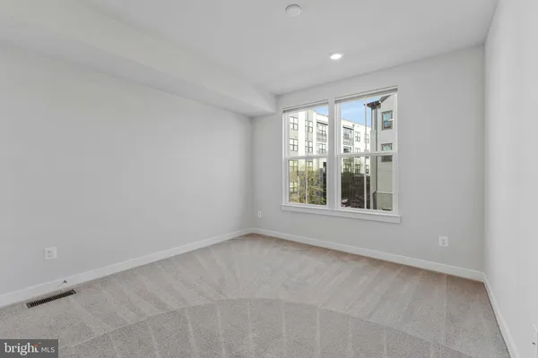 $625,000 | 13270 Woodland Park Road, Unit 3J, Herndon, VA 20171