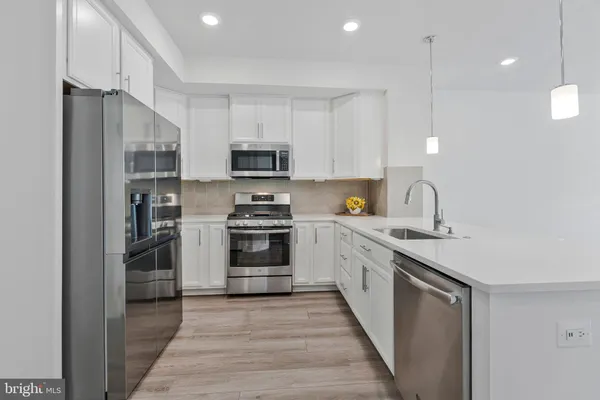 $625,000 | 13270 Woodland Park Road, Unit 3J, Herndon, VA 20171