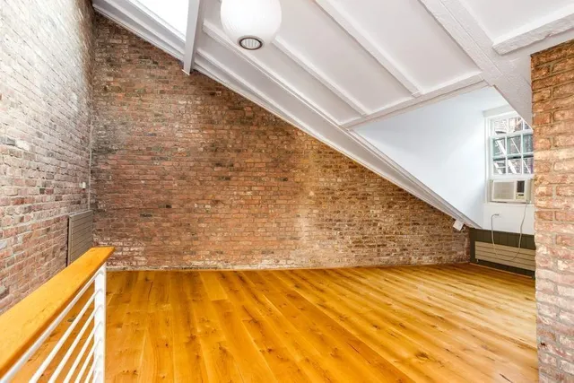 $750,000 | 46 Commerce Street, Unit 5 | West Village