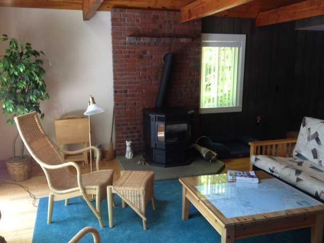 103 Beach Road Naples, ME 04055 - Photo 13 of 33 Living Room.