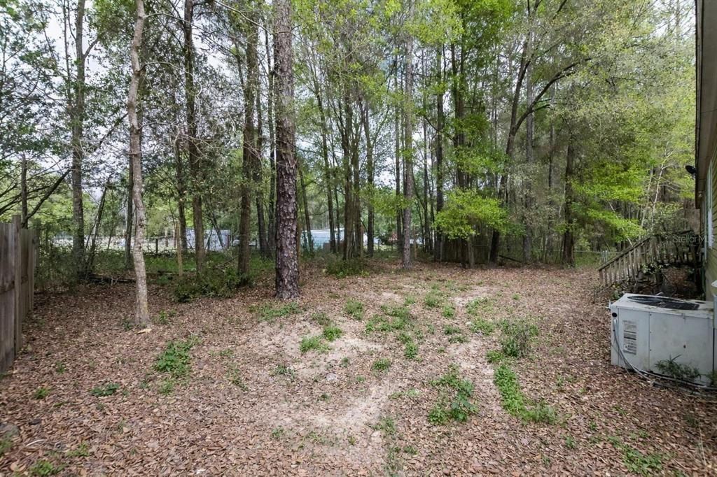 18057 Southwest 37th Street Dunnellon, FL 34432 - Photo 2 of 9 a view of outdoor space and garden