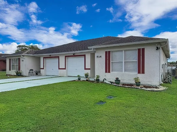 $455,000 | 522 Imperial Place, Kissimmee, FL 34758