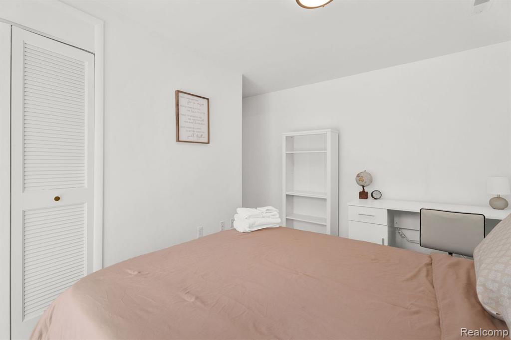 6060 Franklin Road Bloomfield Hills, MI 48301 - Photo 20 of 22