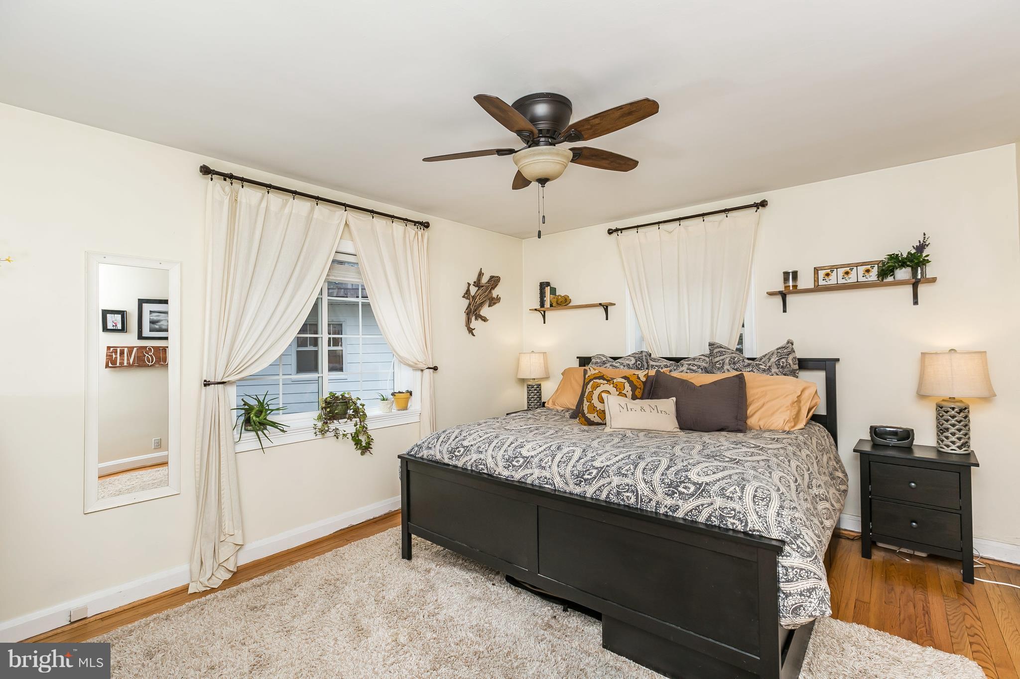 5714 Oakshire Road Baltimore, MD 21209 - Photo 17 of 30 King size bed fits comfortably in this room!