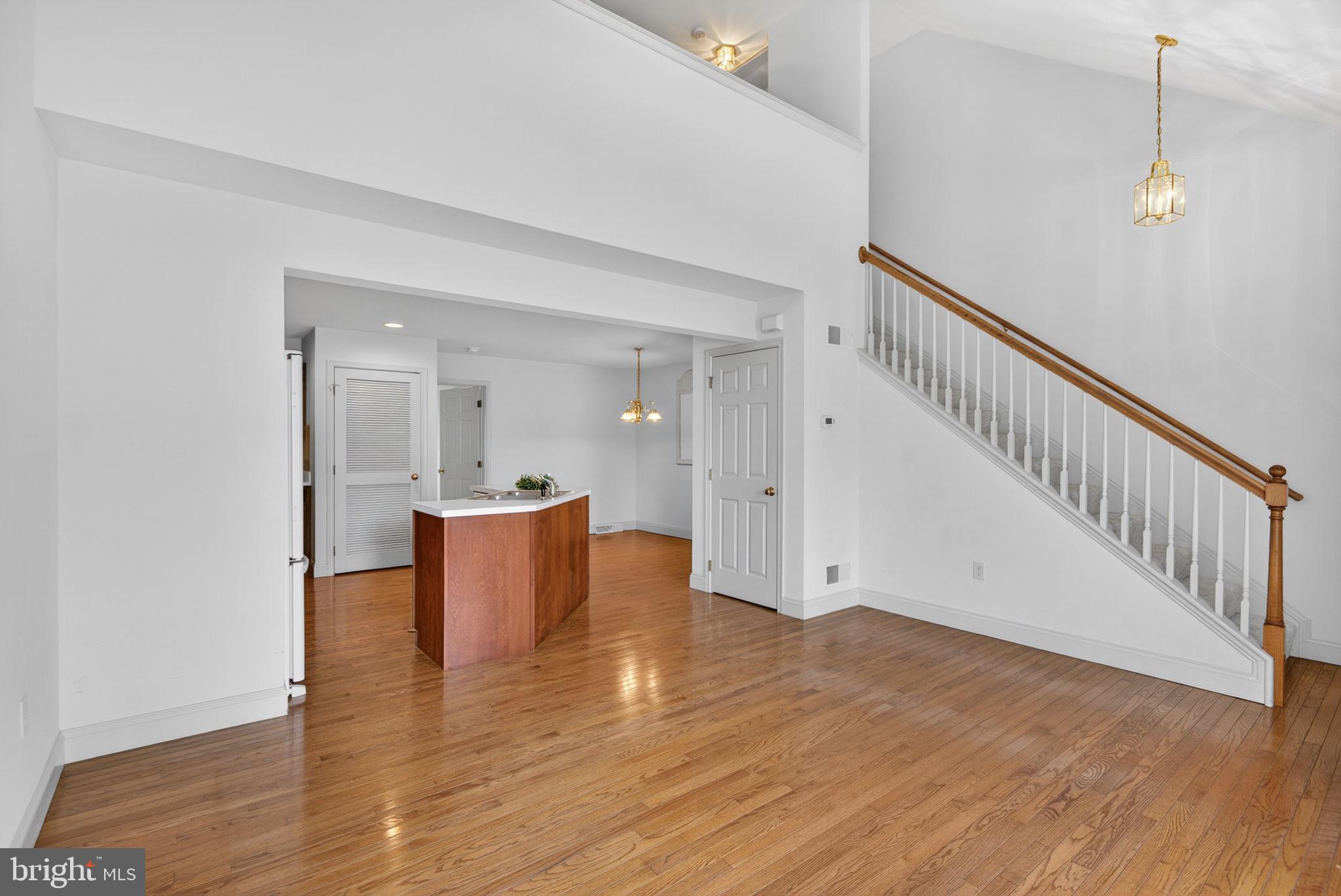 407 Cobblestone Lane Lancaster, PA 17601 - Photo 6 of 35