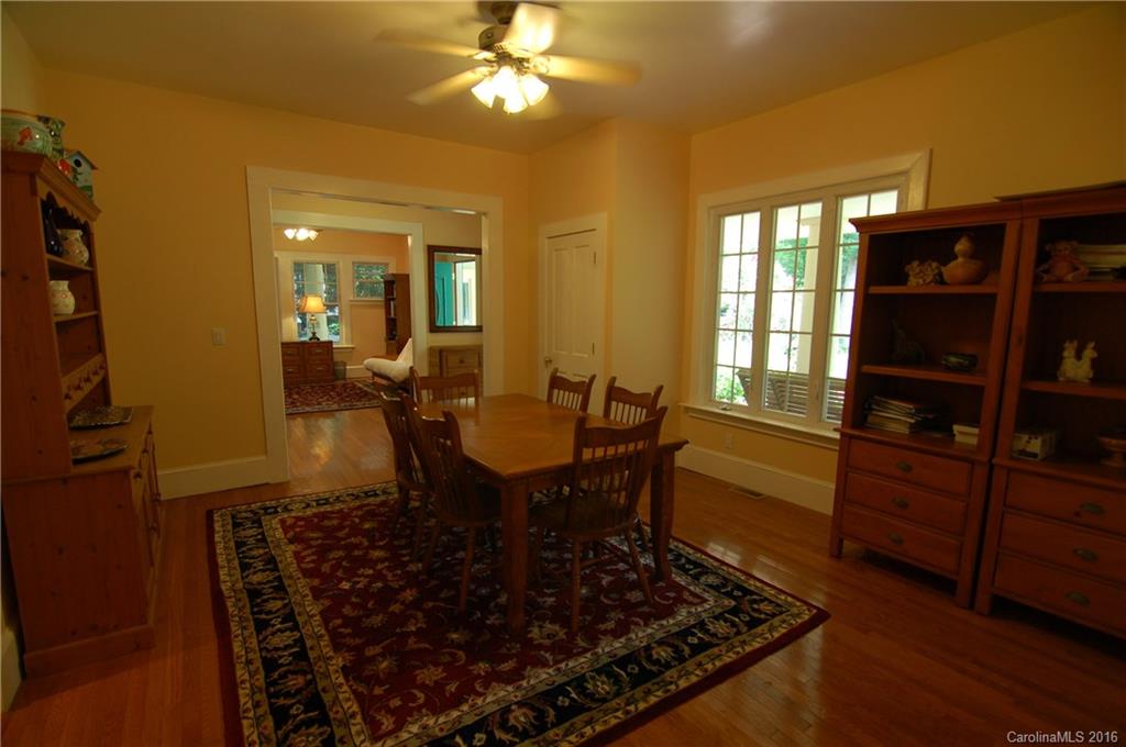 2110 Sharon Road Charlotte, NC 28207 - Photo 11 of 24 Gallery Image 11