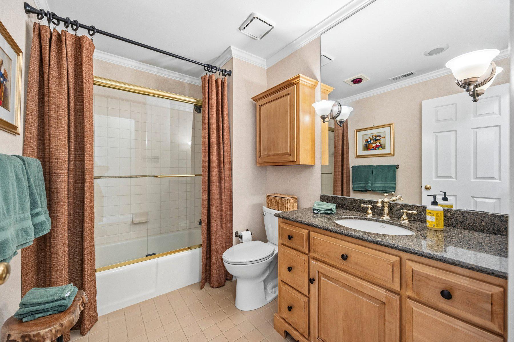 3625 Stansbury Mill Road Phoenix, MD 21131 - Photo 39 of 64 Upstairs Full Bathroom 2