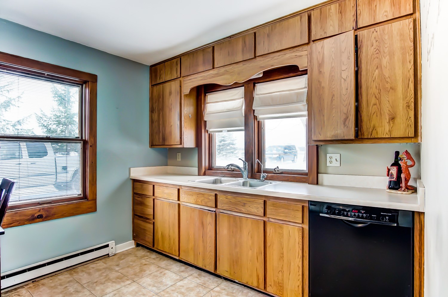 7008 Hosler Road Leo, IN 46765 - Photo 7 of 24