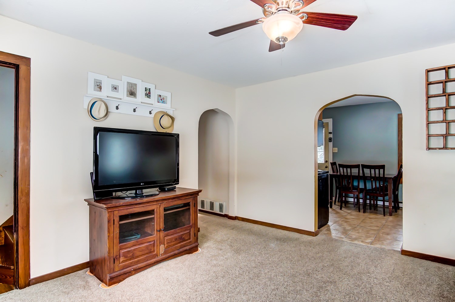 7008 Hosler Road Leo, IN 46765 - Photo 10 of 24