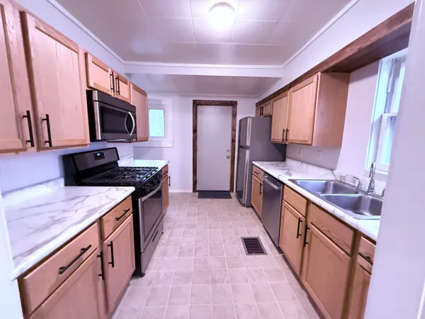 $95,000 | 1317 Illinois Avenue, Lansing, MI 48906