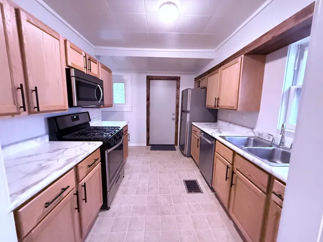 $95,000 | 1317 Illinois Avenue, Lansing, MI 48906