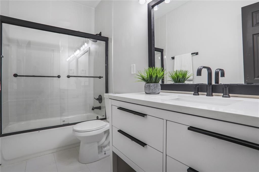 652 Hugh Street Southwest Atlanta, GA 30310 - Photo 11 of 17 Gallery Image 11