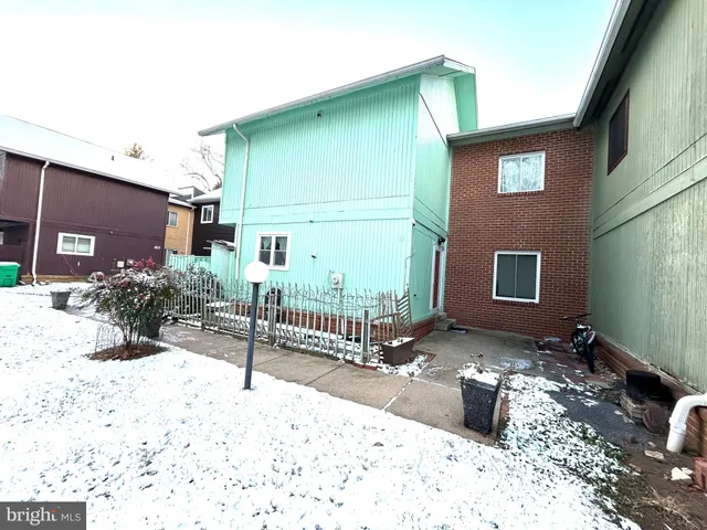 a backyard of a house