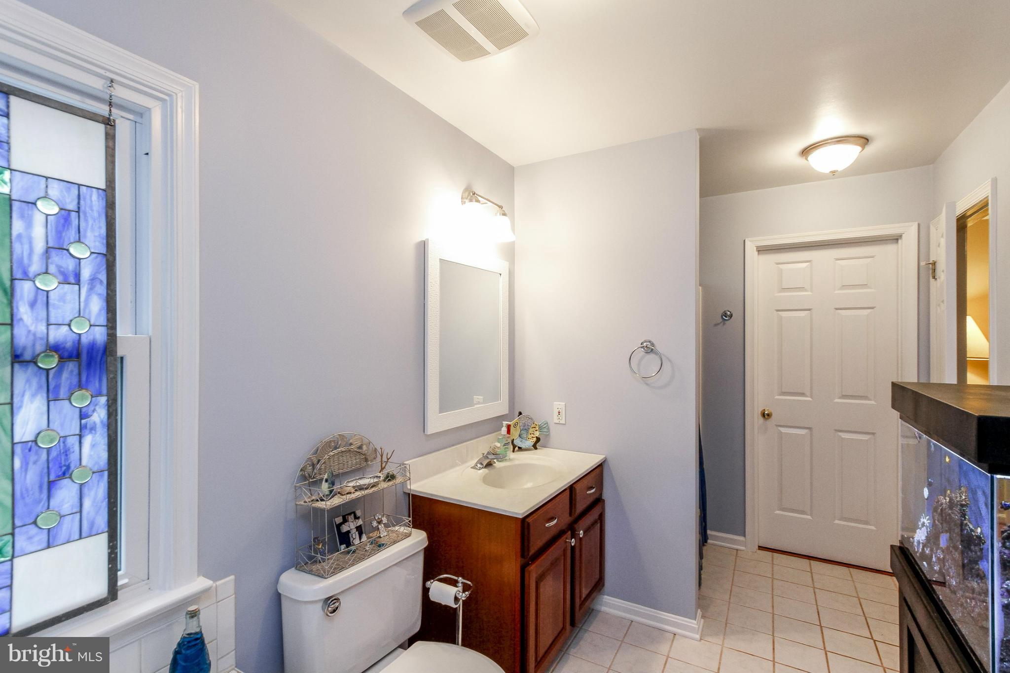 6054 Beverleys Mill Road Broad Run, VA 20137 - Photo 6 of 30 Bath