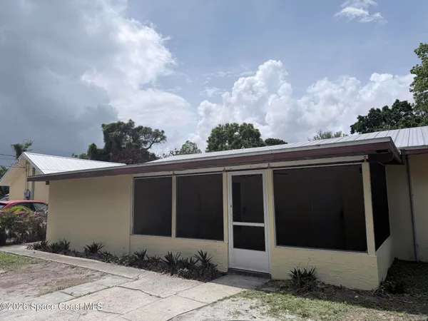 $1,800 | 1153 Carlton Drive, Unit B, Melbourne, FL 32935