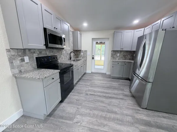 $1,800 | 1153 Carlton Drive, Unit B, Melbourne, FL 32935