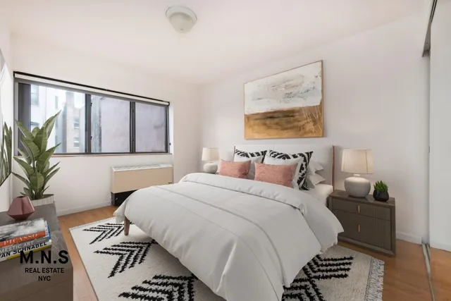 $5,215 | 421 East 12th Street, Unit 7 | East Village